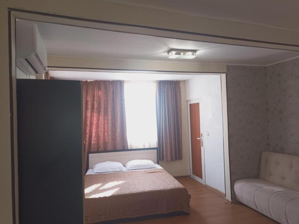 Apartments Danita & Restaurant&Pool Bar Варна Екстер'єр фото